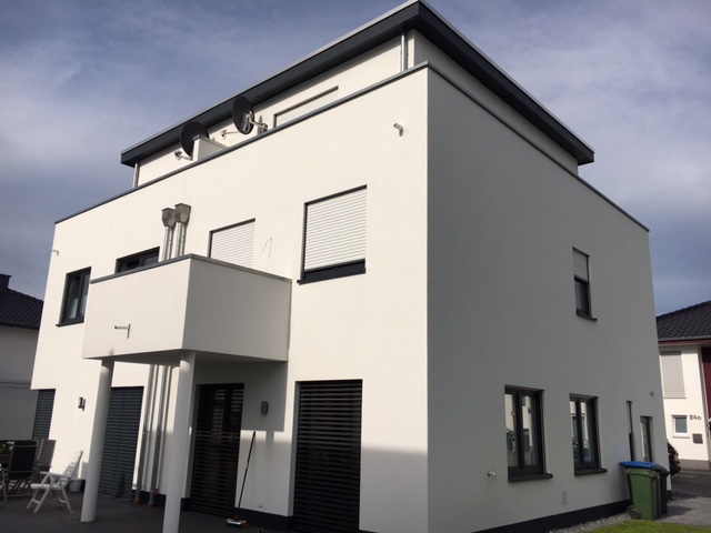 3 Familienhaus mit Büro